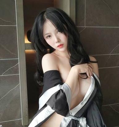 抖音网红《抖娘利世》众筹视频居家阿娇任君采摘