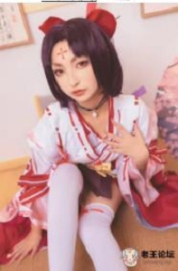 岛国人气Cosplay小仙女《神樂坂真冬》合集