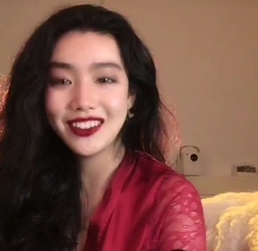 抖音网红-精选高颜值御姐，各种热舞擦边露点，超薄网纱服若隐若现的诱惑