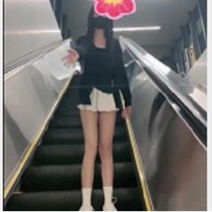 某推超A完美身材美女模特（Luna000）户外多场景