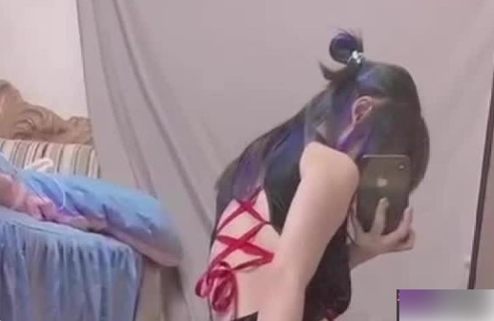 Twitter性感尤物（不要吃兔兔好嘛）精美图集，千娇百媚令人血脉喷张【890MB】