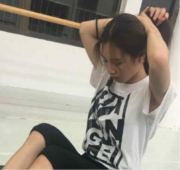 华裔大学萌妹的超火清纯合集