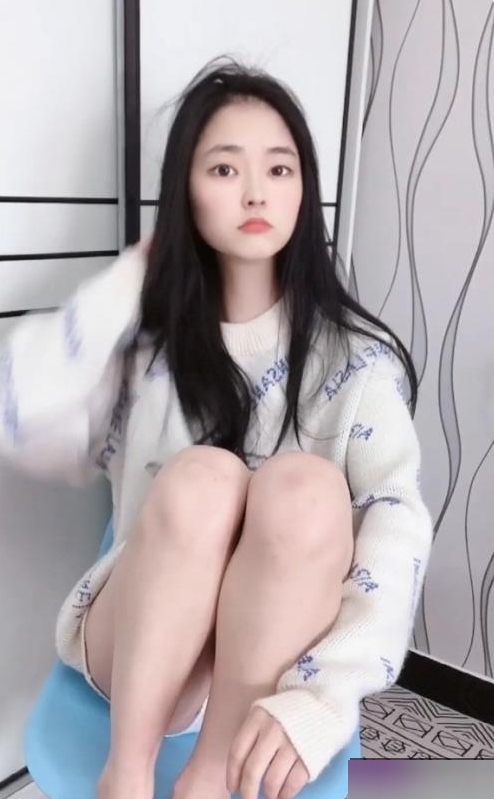 清纯网红芋喵喵的毛衣作品