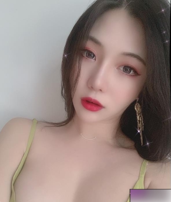 最美元气美美的推特博主作品