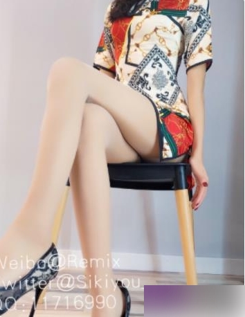 推特博主推出的草莓味软糖，谷雨的最新作品