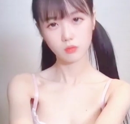 精选小妹子18岁成年出水1V299M
