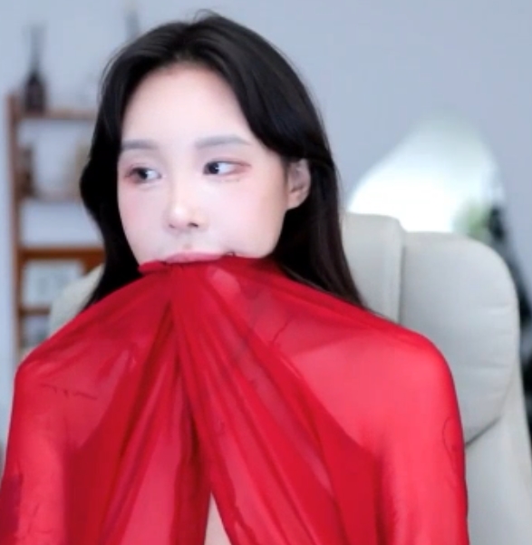 限时特惠韩国烧鸡第二弹，自行打包40V+15G，百度盘分享！