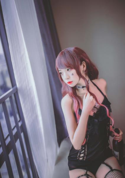 精选cos女神疯猫ss最新私拍合集