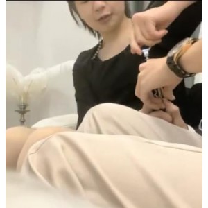 《红酒自拍洗澡，言情瘦子拼命广告》