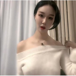 疯狂抖音：户喻晓《抖音擦边》420个V，3.6G视频封号作死秀