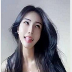 【反差】00年高颜值颠婆反差御姐-anna【6v-1G】