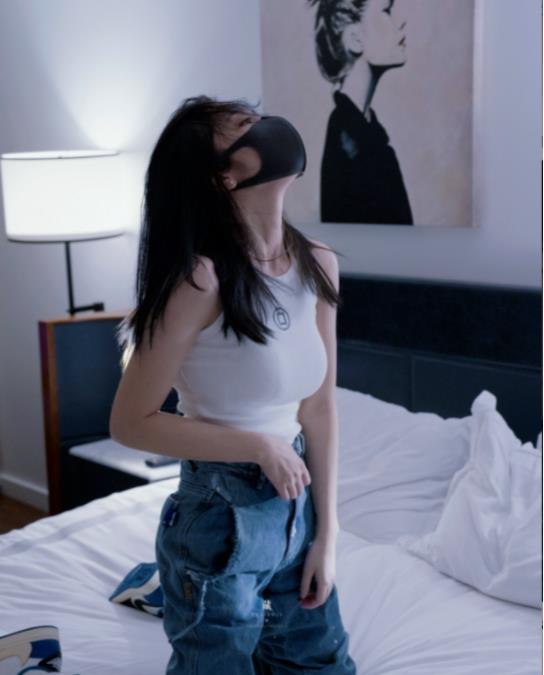 hongkongdoll玩偶姐姐：OF私拍合集，完美身材展现，纯欲魅惑风，顶流网红