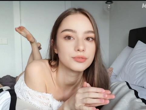 Dasha网红女神自拍视频55分钟时长，高人气精选下载观看