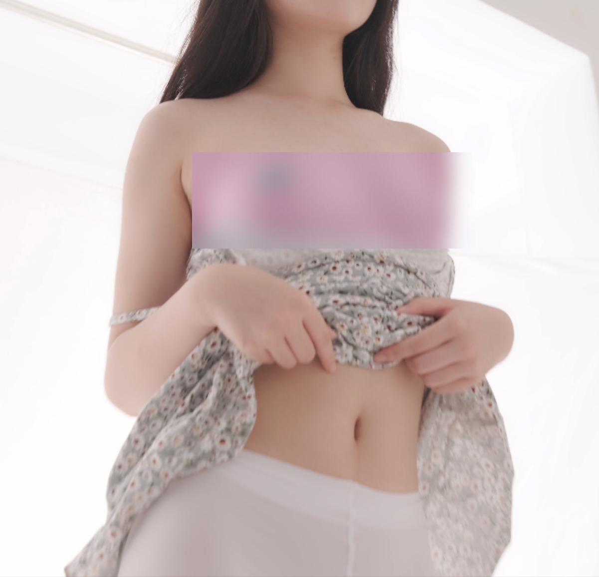 小恩-R17作品合集337P4V-13G，度盘/百度盘，337张照片+13个G视频