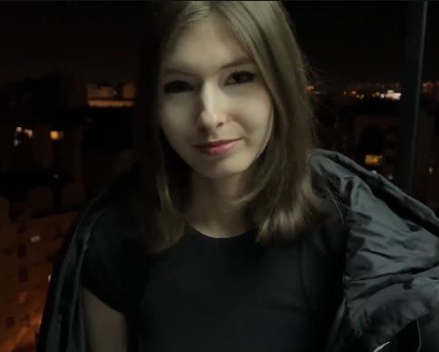 CutieKim's最新作品：超人气P站博主剧情，用嘴坐桩进入怼脸上世界！