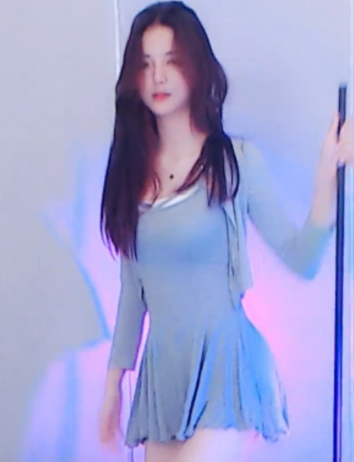 虎牙性感舞姬玹儿钞票枪热舞合集26分钟5.97G开放神态挺枪