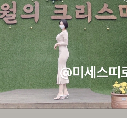 大罩杯妻子福利合集：8.08G视频，5小时56分钟15秒