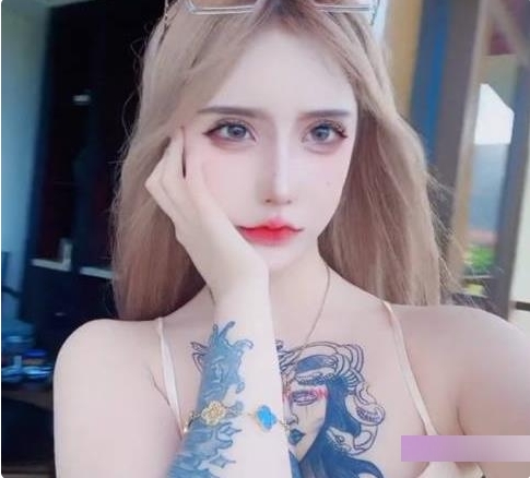 金伊娜的抖音网红身份遭遇吃瓜视频泄露事件