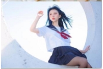 小白的日常：可爱猫咪视频合集，多样大小，温馨有趣