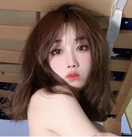 优质反差@《希希》尺度私拍视图合集：挑战你的想象，探索她的神秘魅力