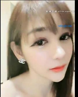 泰国导演T花系列自拍资源，C小姐姐多人游直播观看