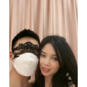 转载搬运ZUZU：欲求不满的妹纸，1V+1.04GB视频火爆百度盘