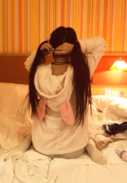 窒物胀婧神秘清纯，收藏百度解压，视频数量有限