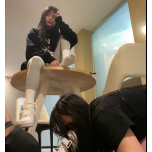 阿月套路合集：nu奴下奴cosplay，40V+9.5G视频大小，百度盘下载