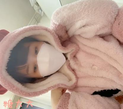 完美身姿下的恶心行为：糖大人第一视角合集，11段视频总大小2.8G，男主极口味重