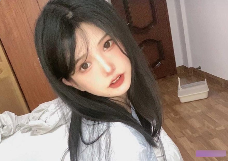 高颜倦倦喵某私拍合集1.2G，TiTi推COSER精彩视频大放送！