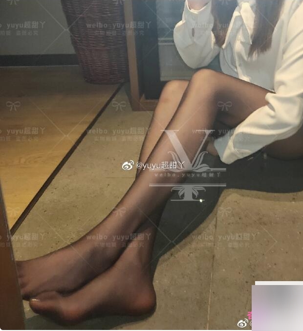 yuyu超甜丫私拍合集：98部作品，42个视频+56张腿部作品