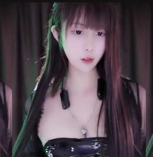 网易CC深田老师定制舞蹈回归更新，19部视频震撼发布！RKI-605新土豪大惩娆1080清晰画质，大pp视角抖臀水手，粉丝狂热追捧！