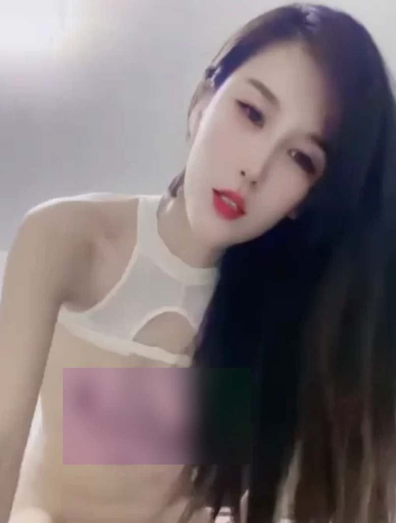 抖音重磅：萌小萌真金定制热舞完整版，极骚顶顶自擦二弹[18v+226.46MB][百度盘]