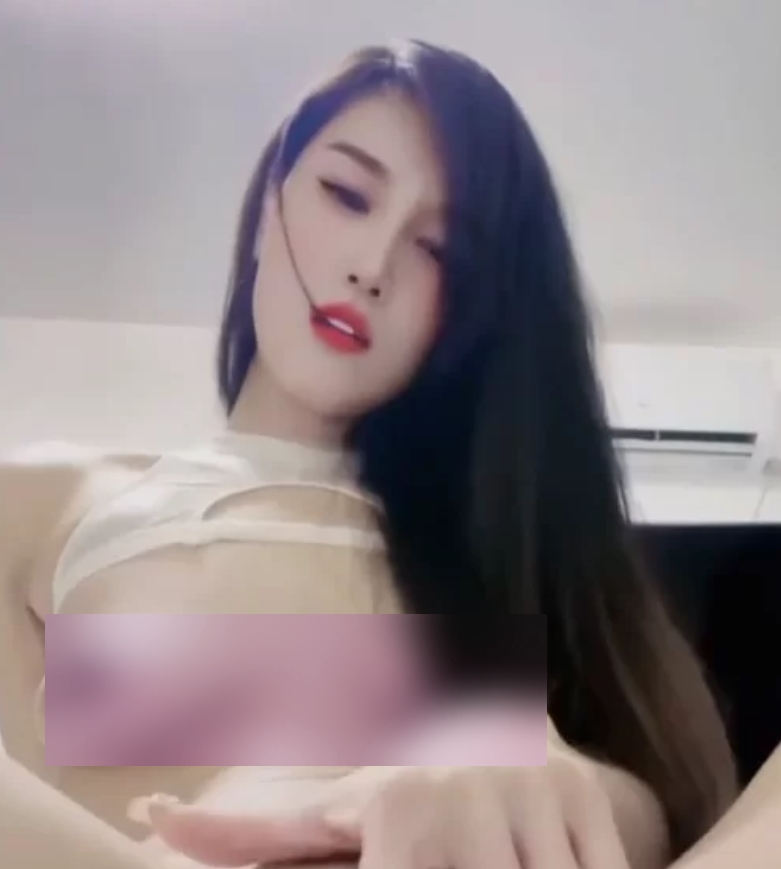 抖音重磅：萌小萌真金定制热舞完整版，极骚顶顶自擦二弹[18v+226.46MB][百度盘]