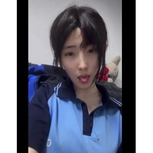 抖音网红张人：颜值身材俱佳，粉丝遗憾封号