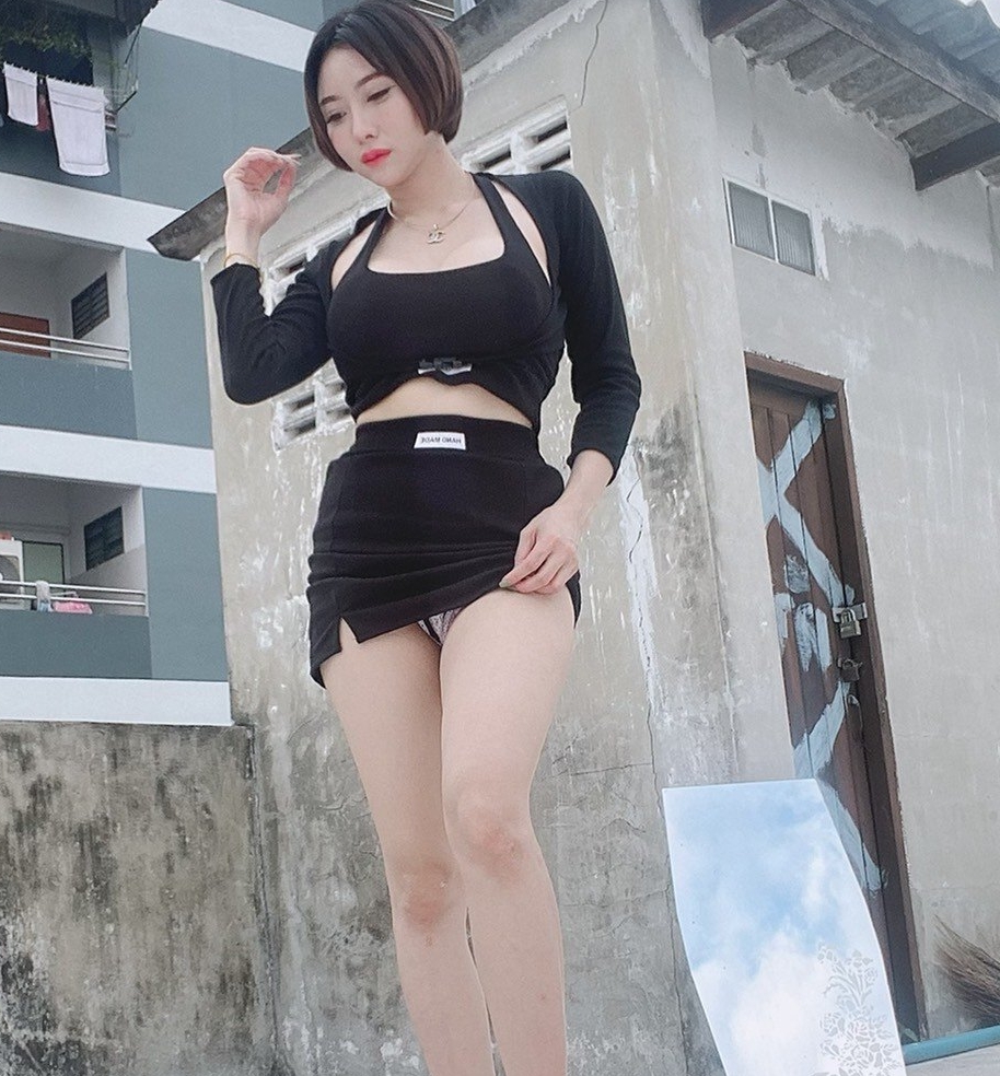 品muaymyb视频合集，下载永久链，尽情欣赏她的高颜值和大罩杯身材吧！