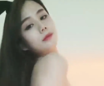 绿播女神小橙子：妖娆美艳玩到肾虚，解压方式本地观看