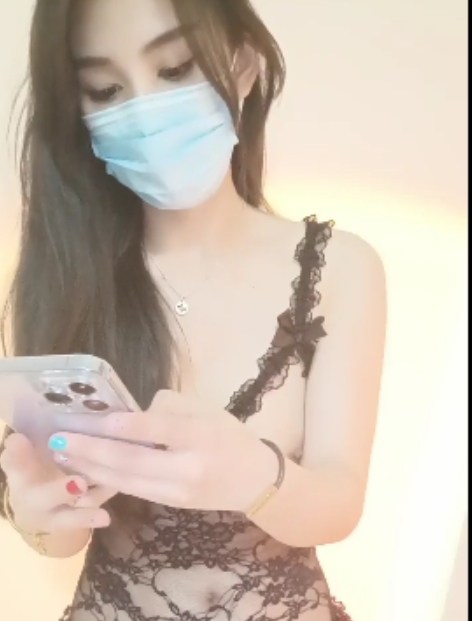 绿播女神小橙子：妖娆美艳玩到肾虚，解压方式本地观看