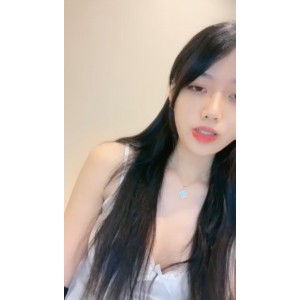 “一字马热舞，诺宝无敌542g合集，最新72v惊艳上贤妗”