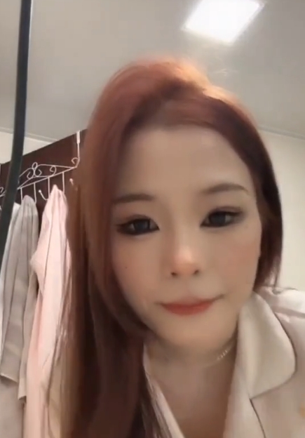 《疯狂抖音》外篇：颜值美女神通热舞露屁诱惑百度云