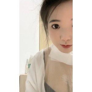 大二妹妹宿舍直播：50.4g视频新增30v，某处引发百度热议