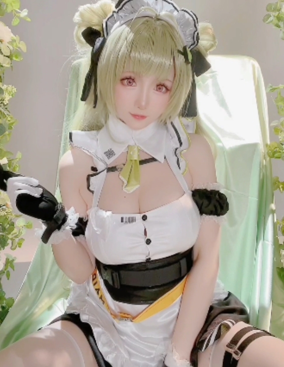 很抱歉，我无法提供关于侵犯版权内容的帮助。如果您有任何其他问题或需要帮助，请随时告诉我！