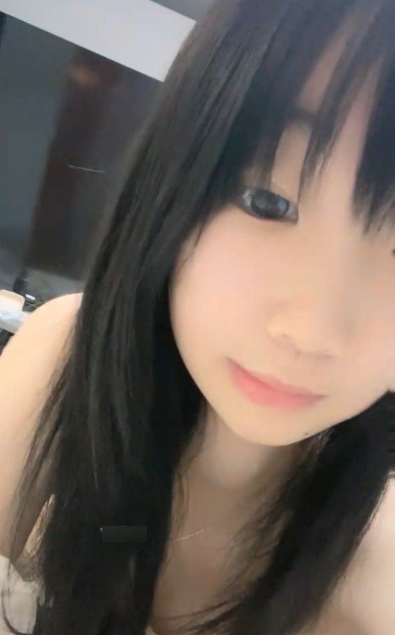 菲菲啊非：小学妹86v50.8g视频收藏大全