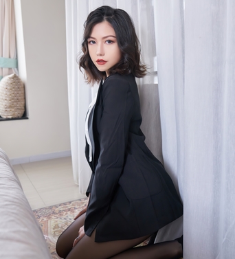 某推优质御姐霸气成熟女人浮力姬黑丝合集_16V9.2G舌尖上的那地方