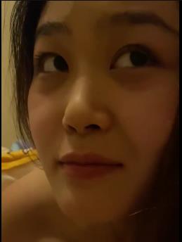 火爆吉林女孩岳欣Y疯狂吃瓜最新合集36V2.1G，高清无圣光互动自拍