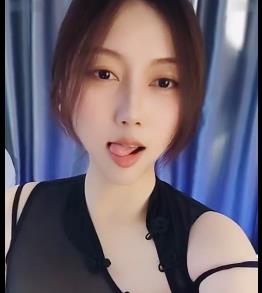 福利姬直播兽兽百变女王最新合集5V5.9G，视觉冲击道具秀