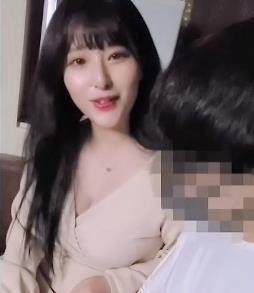 甜美FC2桃果明里最新合集1V432M，诱惑自拍，已退网大妈形象，29分钟精彩回顾