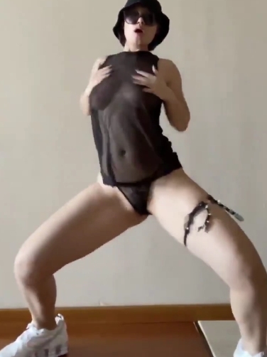 推特铁健健身博主夏甜最新合集217P85V2.17G，百度盘双重压缩