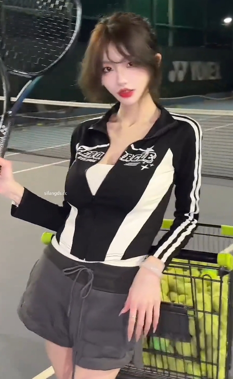 转载抖音网红COS合集藤原yuki最新视频230V968M，百度盘解压指南