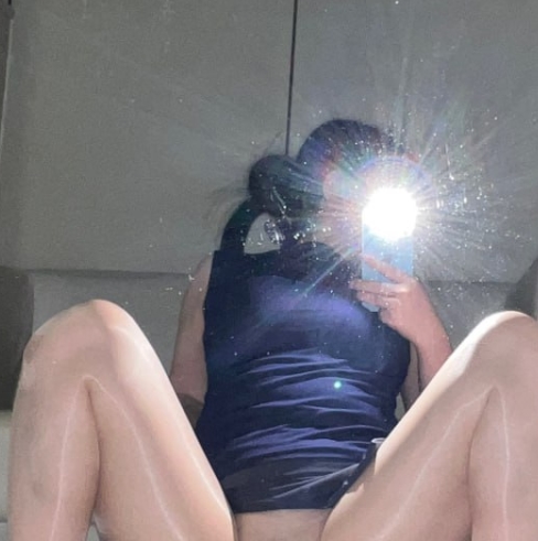 推特丝袜博主妻子慧慧最新合集13V350M，双机位连体油亮，寻找优质单男